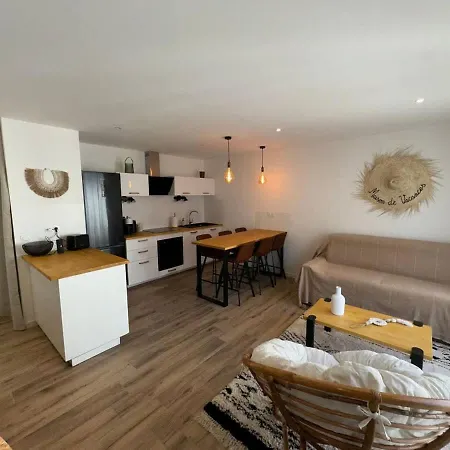 Holiday home Paradis Soleil & *